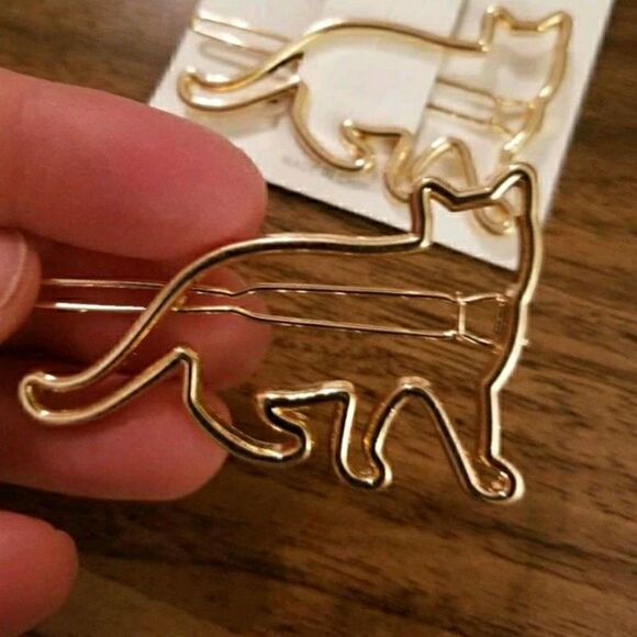 Cat Shaped Metal Hair Clips Goldtone Accessory - Picture 4 of 7